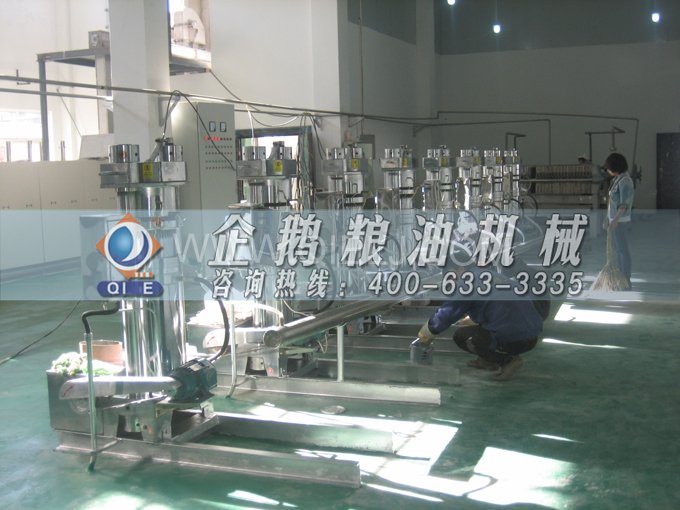 芝麻油壓榨處理設(shè)備，企鵝牌液壓榨油機勇于創(chuàng)新生產(chǎn)效率高(圖5)