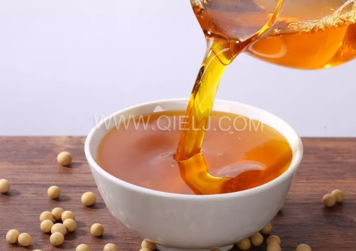 大豆油精煉加工設(shè)備，企鵝優(yōu)化工藝降低生產(chǎn)成本(圖1)
